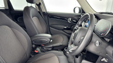 MINI Hatchback 1.5 Cooper Classic Premium 5dr Petrol Hatchback